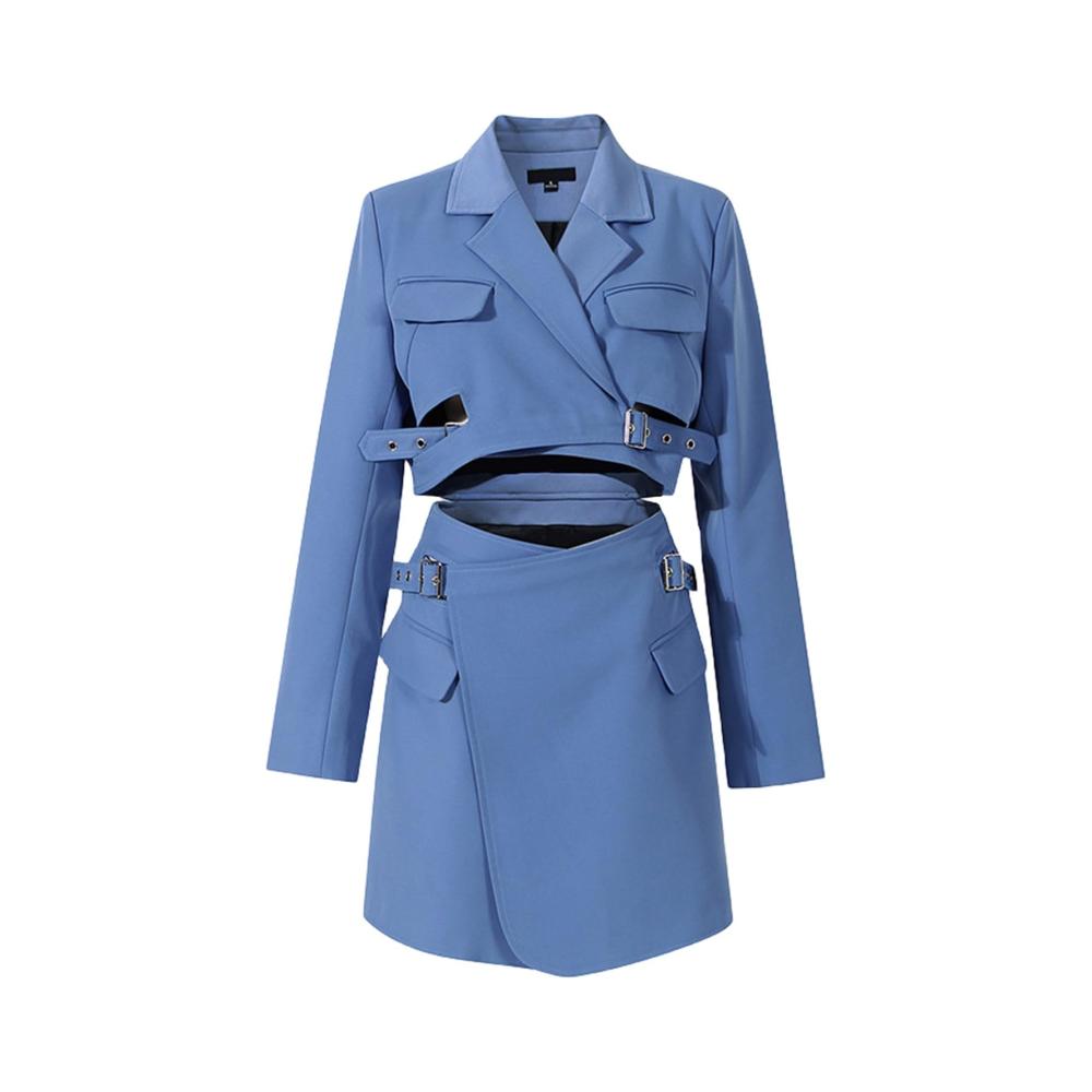 Blau